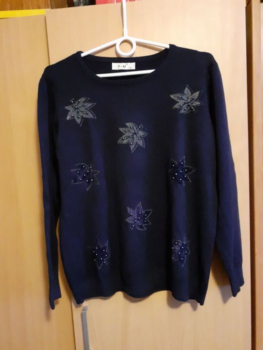 Sweter kwiaty aplikacja nowy