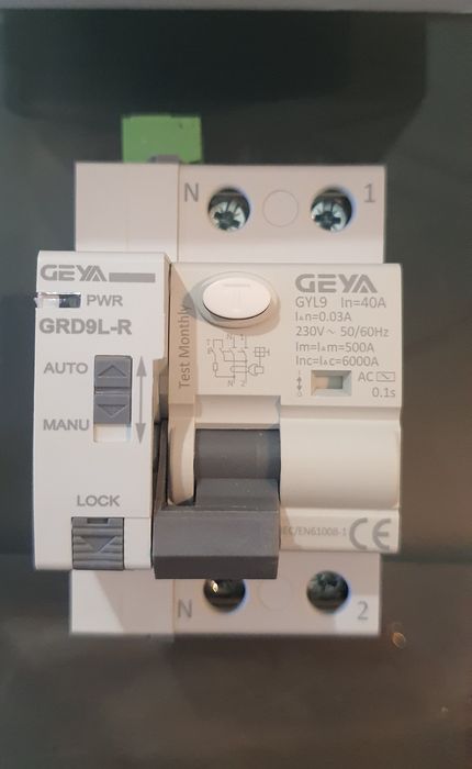 Disjuntor c/módulo religador