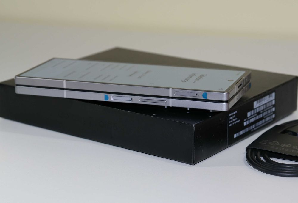 Samsung Galaxy Z Fold6 12GB/1TB Silver Shadow – Bez blokad | 10 cykli ładowania | Stan idealny