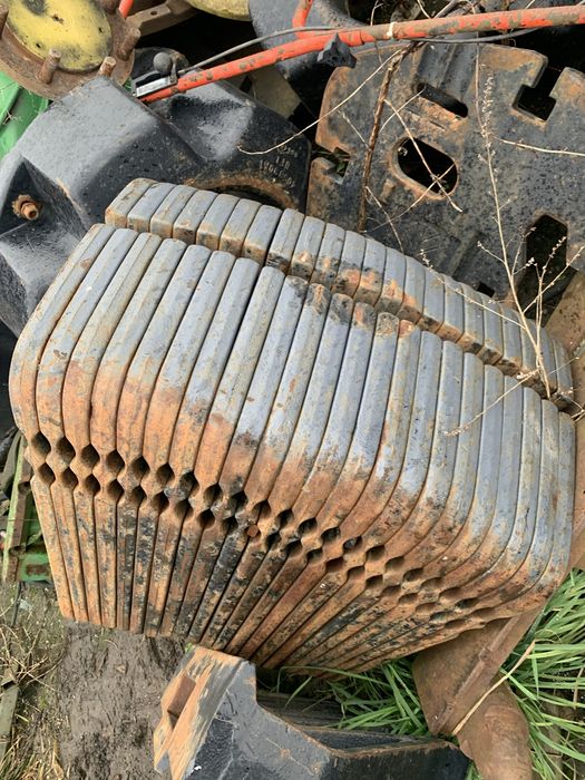 Obciązniki new holland 45 kg