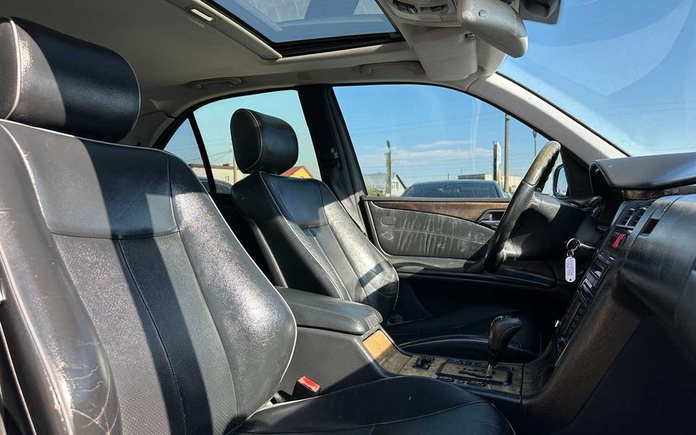 Mercedes-Benz E 320 CDI 2010