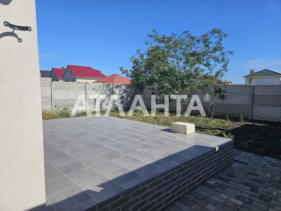 Отдельно стоящий дом с ремонтом в Червоном Хуторе