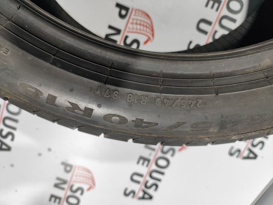 2 pneus semi novos 245-40R18 Pirelli - Oferta dos Portes