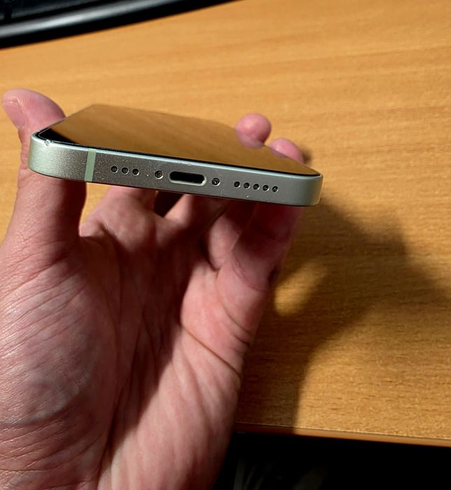 Продам Iphone 12 64GB