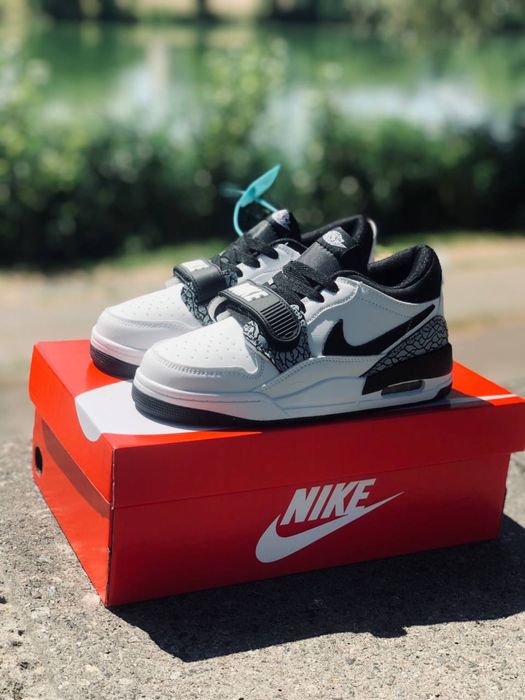 Nike Air Jordan Legacy Low кроссовки Найк Джордан на липучке