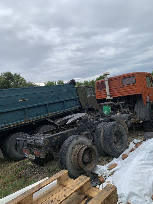 Продам два камази 55102