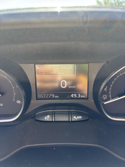 Peugeot 208 2015