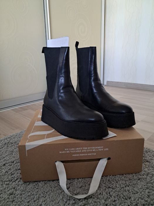 Сапоги,ботинки Zara 37 размер. Кожаные