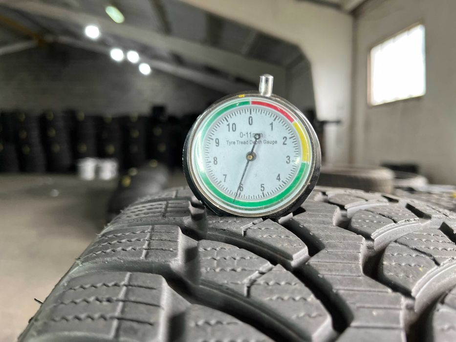 GS1715 Зимові шини 205/60r16	Bridgestone Blizzak LM-32 пара резина р16