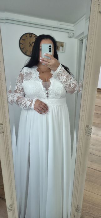 Sukienka ślubna plus size