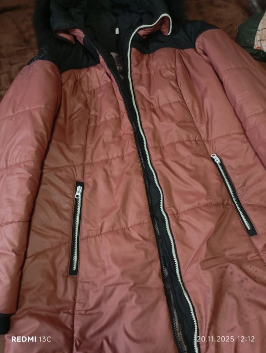 Жіноча зимова куртка