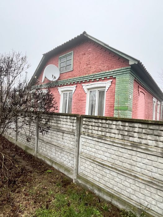 Будинок по вул. Ломоносова