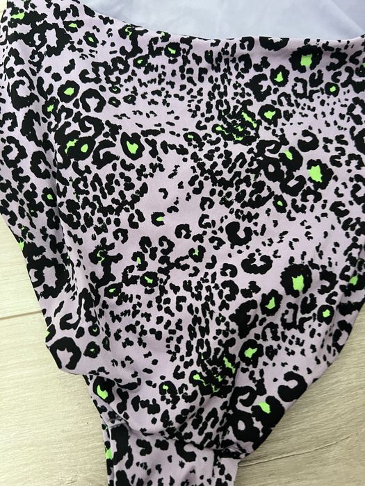 Купальник суцільний xs HM дуже крутий