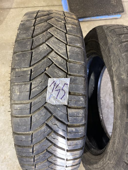 53. Opony dostawcze zimowe michelin aglis crossclimate 195/65r16c 2szt