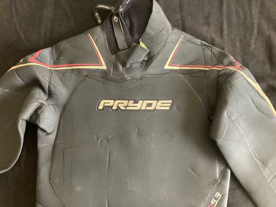 Fato Windsurf Pryde 5.3