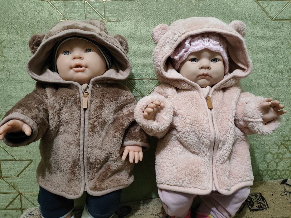 Гарний одяг для ляльок.