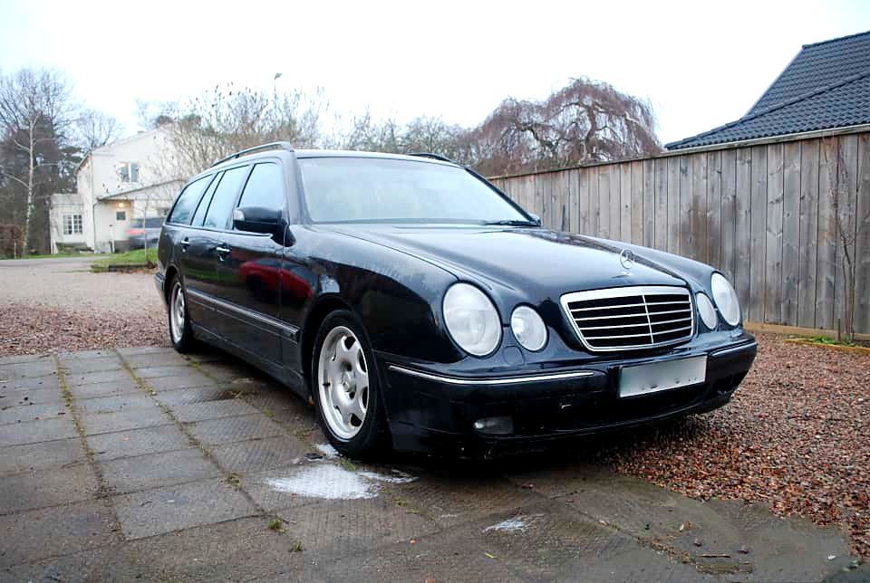 Mercedes-Benz E 220