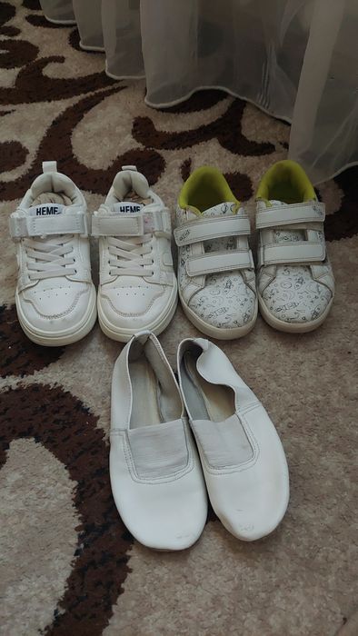 Кросівки 30 р. для дівчинки