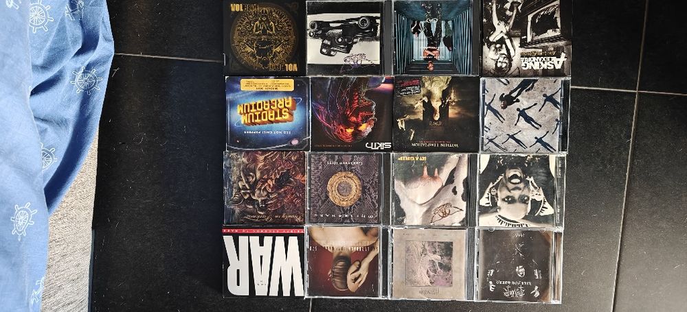 CDs heavy metal em excelente estado