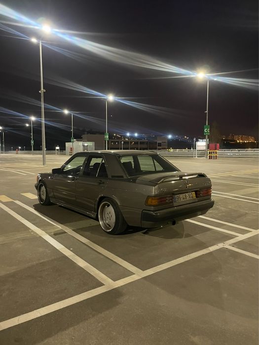 Mercedes 190 2.5 foto 5