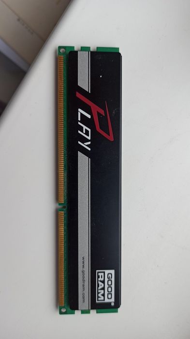 Оперативна память DDR3 3200 2Gb
