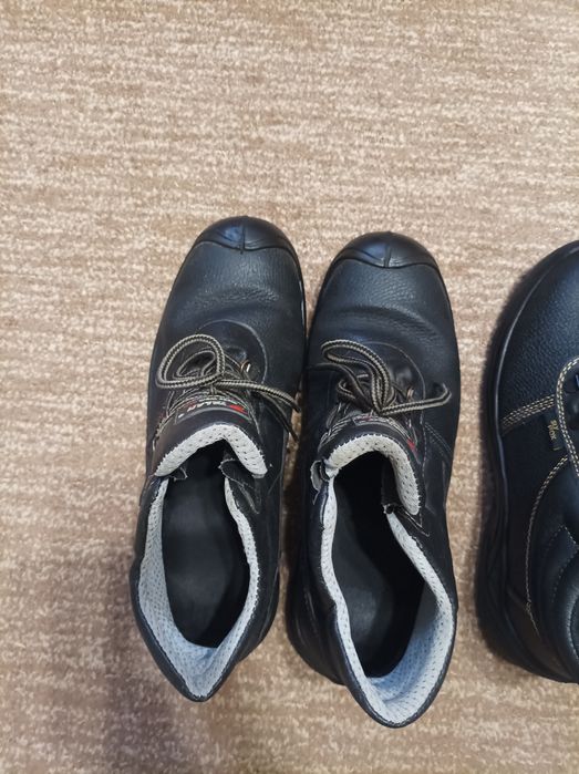 Продам рабочие ботинки 44 размер