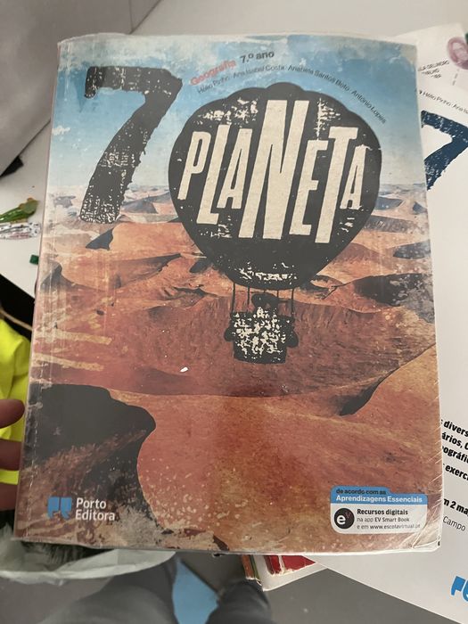 Manual e caderno atividades Planeta 7