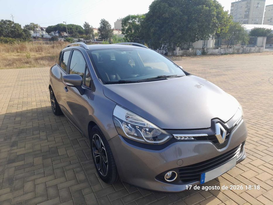 Renault Clio Sport Tourer 1.5 DCi — photo 2