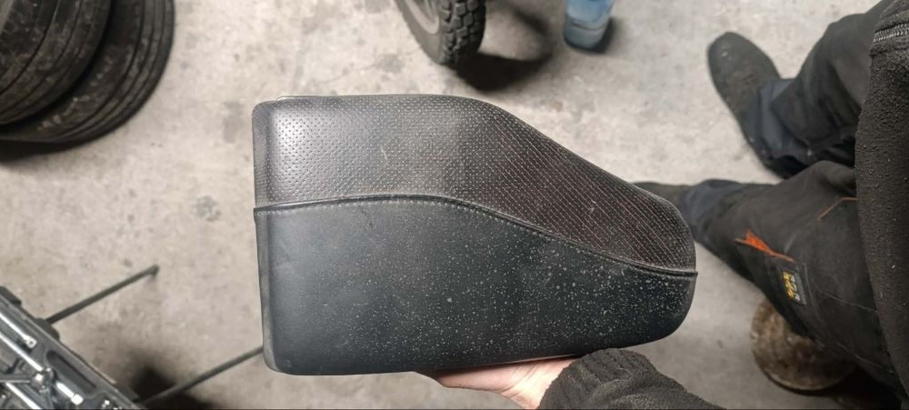 Podłokietnik seat leon 2 RARYTAS oryginał