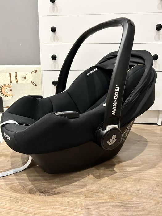 Maxi cosi cabrio fix i size
