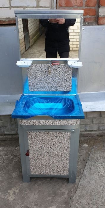 Умывальник дачный мойдодыр