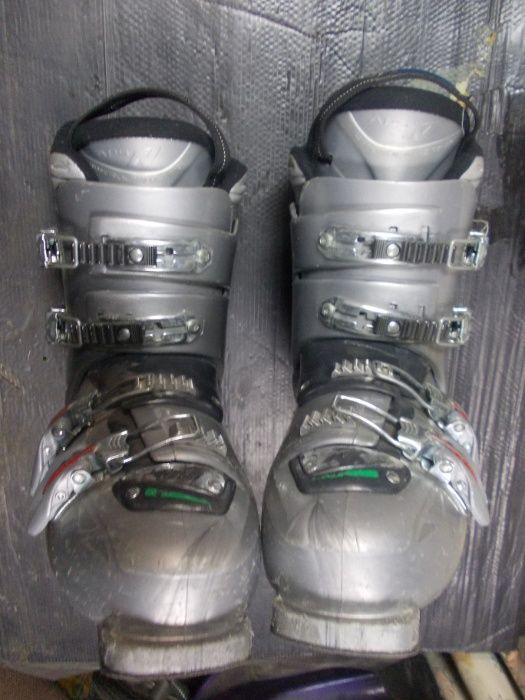 Горнолыжные ботинки Нордика -28