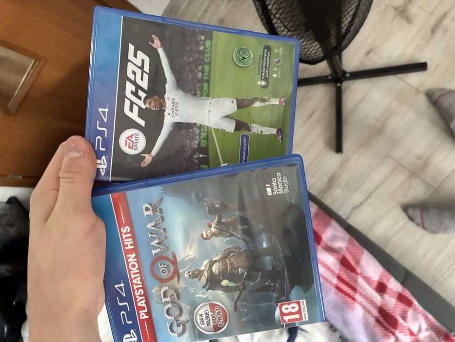 Sprzedam ps 4 pro 1T