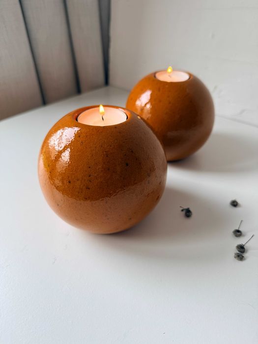 Klimatyczne świeczniki - kule. Nakrapiane. Świecznik. Tealighty.