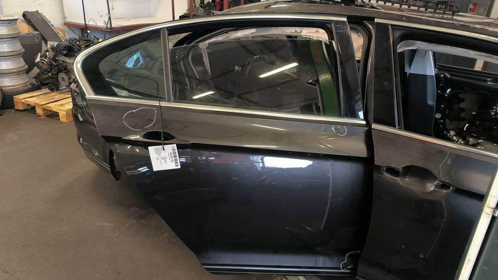 DRZWI PRAWE TYŁ VOLKSWAGEN PASSAT B8 LB7R
