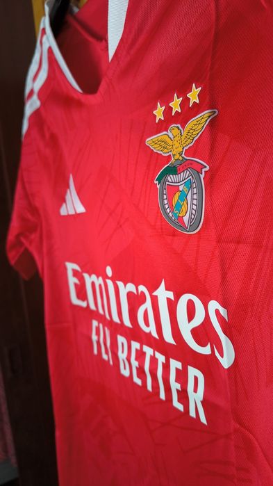 Camisola Principal do Benfica