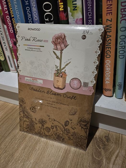 Różowa róża 3D puzzle drewniane 3D róża do złożenia