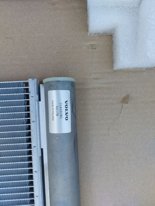 Radiador de ac xc40 novo