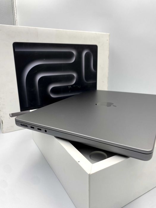 Ноутбук Apple MacBook Pro 14" M3 8/1TB Space Gray (MTL83) 2023