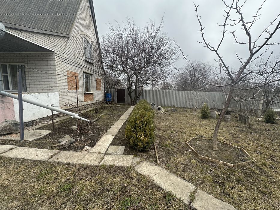 Продаж будинку в мальовничому селі Фастівка