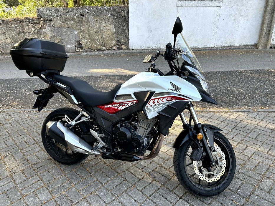 Motocicleta Honda CB500XA