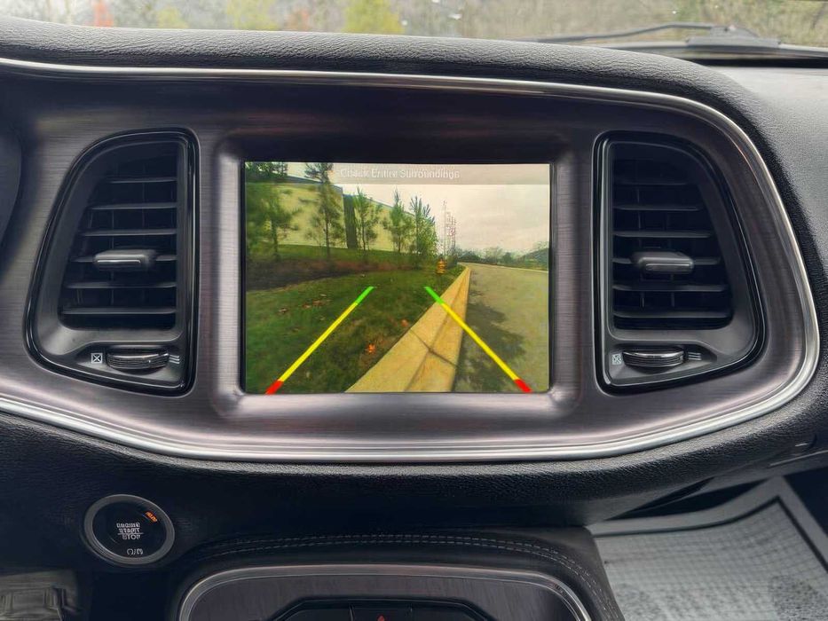 Dodge Challenger      2017