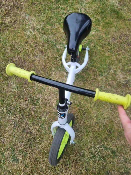 Rowerek biegowy Btwin runride 100