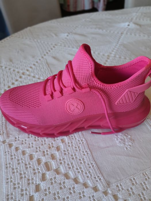 Sapatilhas novas mulher 39