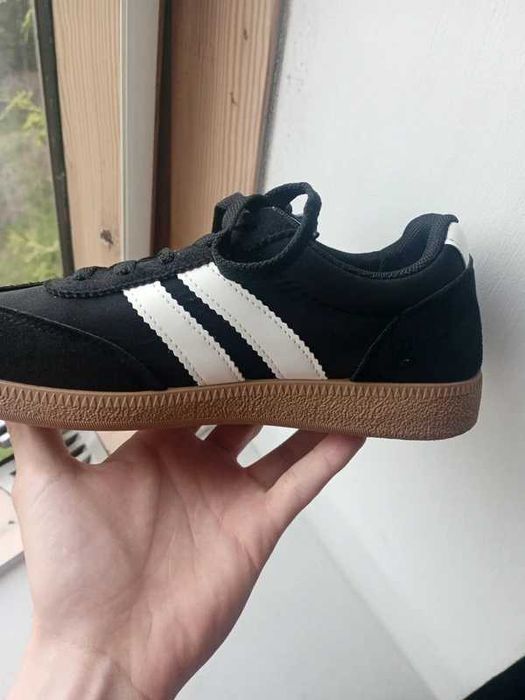 Czarne sneakersy damskie r.39