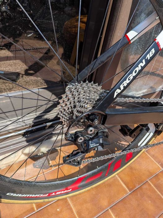 Argon 18 E116 TT M (54) + Rodas de Carbono Fast Forward + Selim Specialized