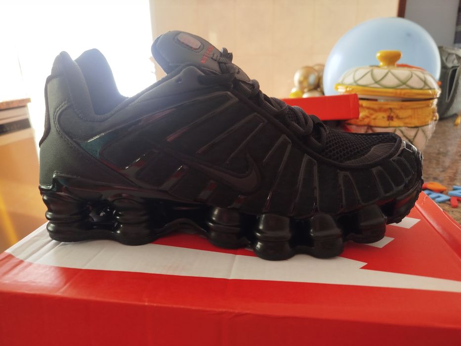 Vendo Nike  shox tl  novas  n:42