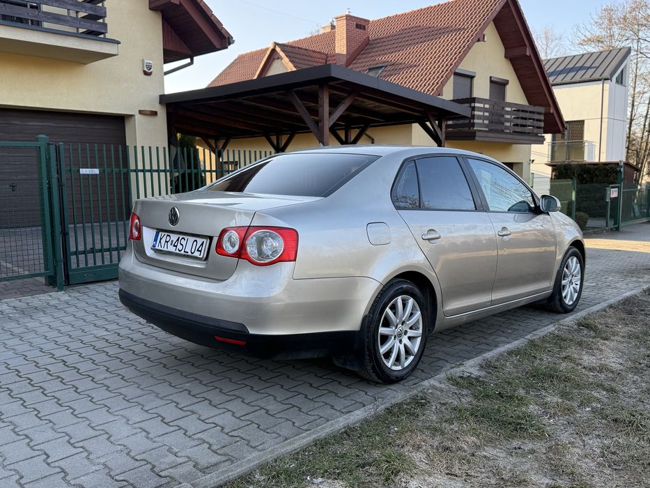 Volkswagen Jetta Salon PL 1.6mpi 102km