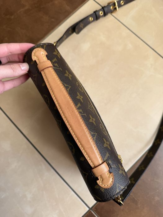 Cумка Louis Vuitton pochette matis