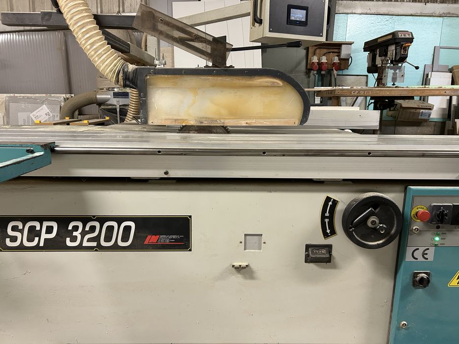 Maquina de corte industrial